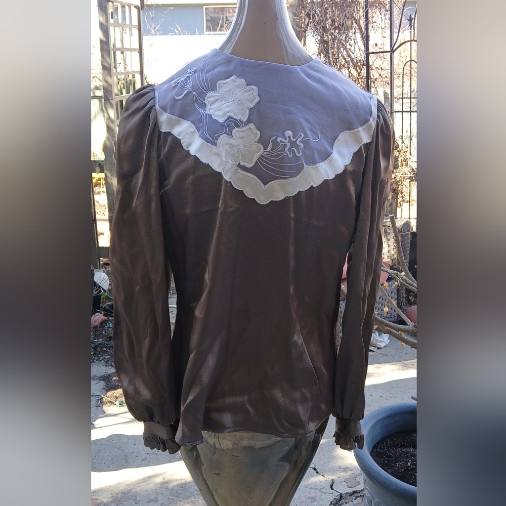 Circle T Gray Embroidered Top with White Accents